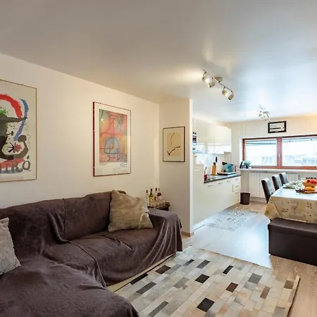 Charming Flat In - Happy Apartment